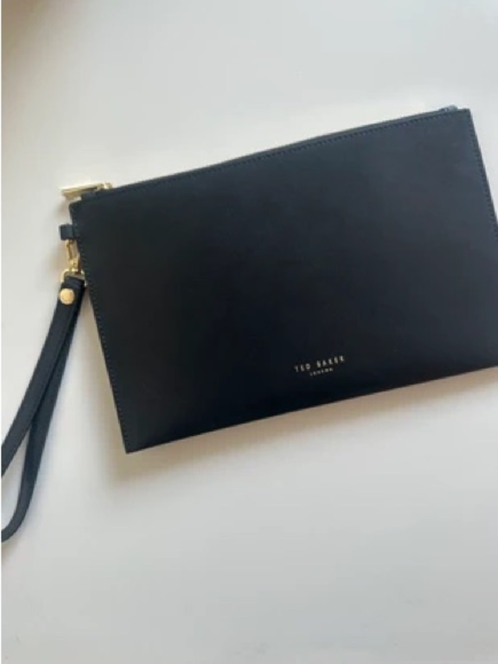 Ted Baker Sleek Black Leather Zip Top Envelope Clutch Wristlet Bag Gold Hardware